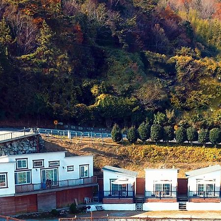 Namhae Eunbit Bada Pension Exterior foto